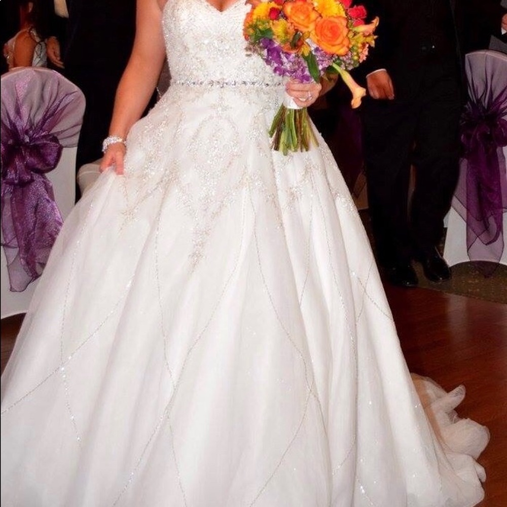 alfred angelo purple wedding dress Alfred Angelo 7132  Nearly Newlywed